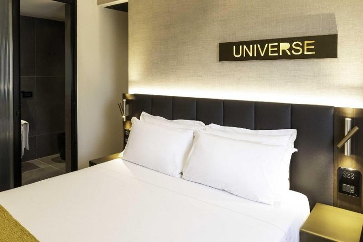 DOUBLE DELUXE Room