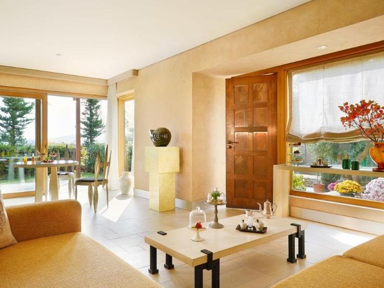 FAMILY ROOM DELUXE SEA VIEW Room