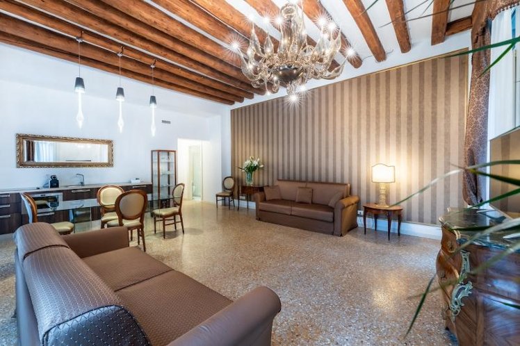 San Teodoro Palace  - Luxury Apartments