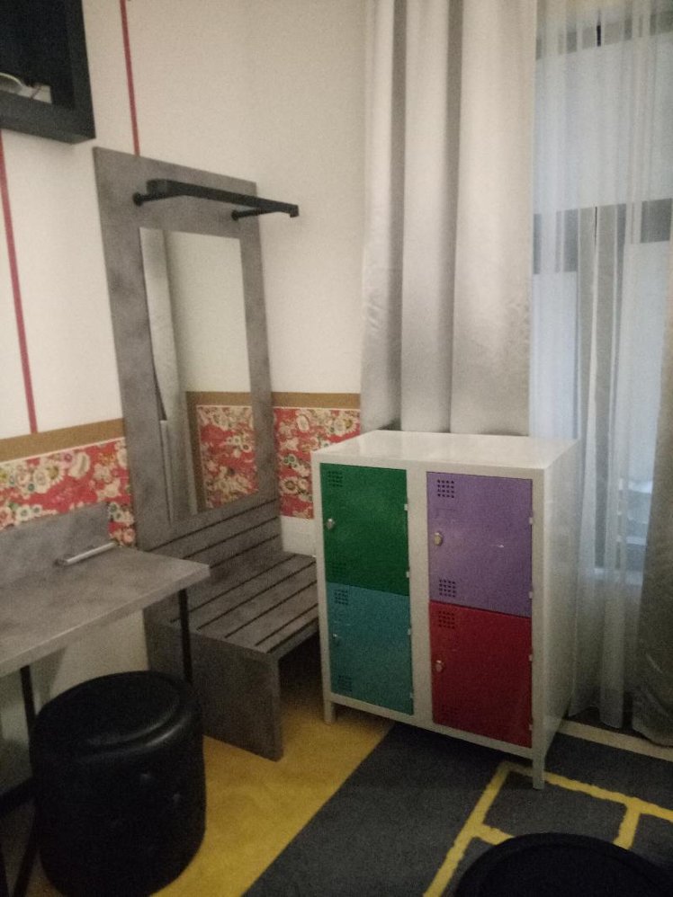 QUADRUPLE BUNK BED Room