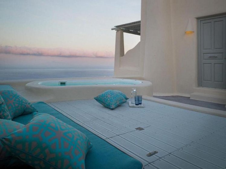 SUITE KING SIZE BED Room