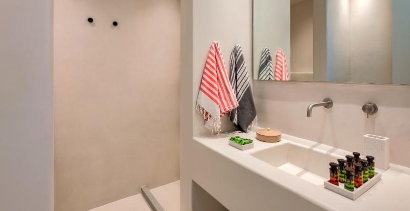 JUNIOR SUITE WITH JACUZZI Room