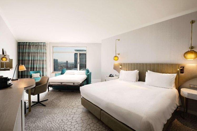 SUITE PARTIAL SEA VIEW Room