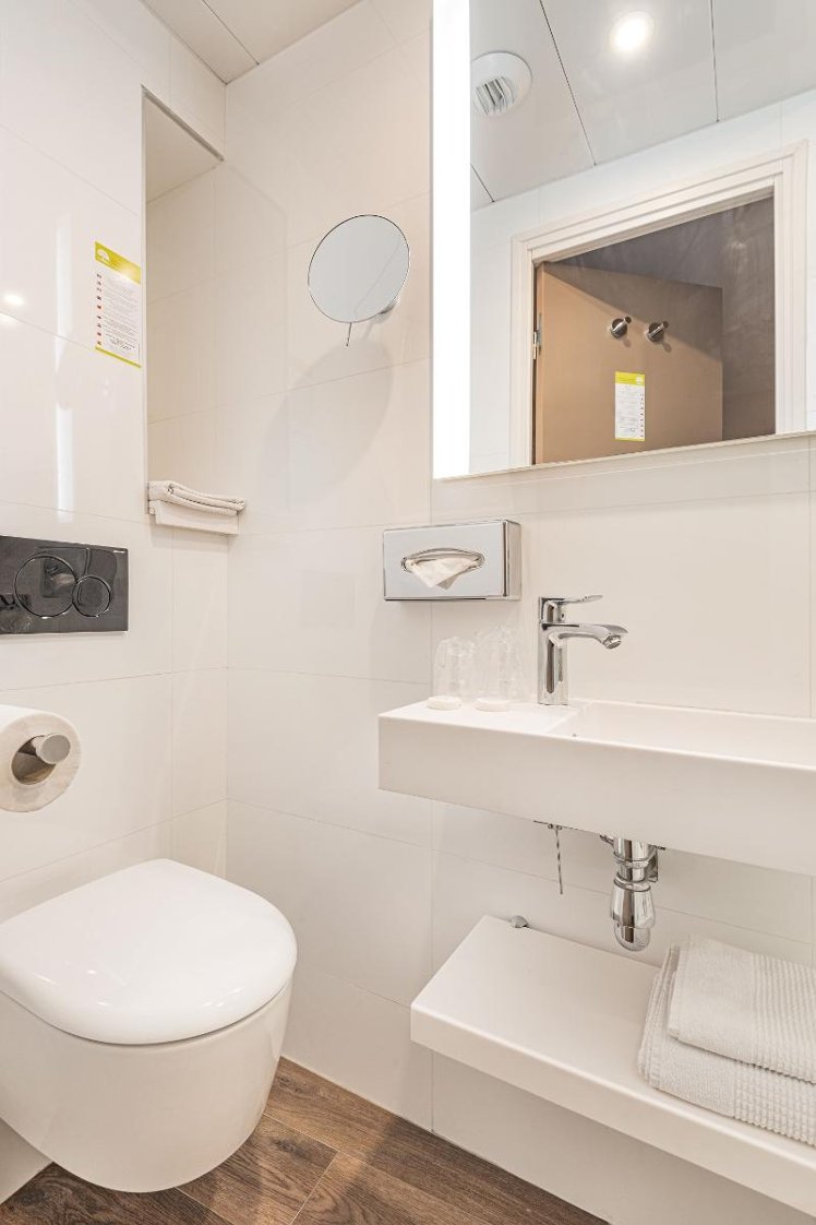 TWIN STANDARD Room