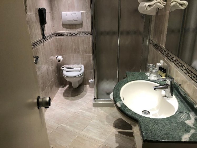 TWIN SUPERIOR Room