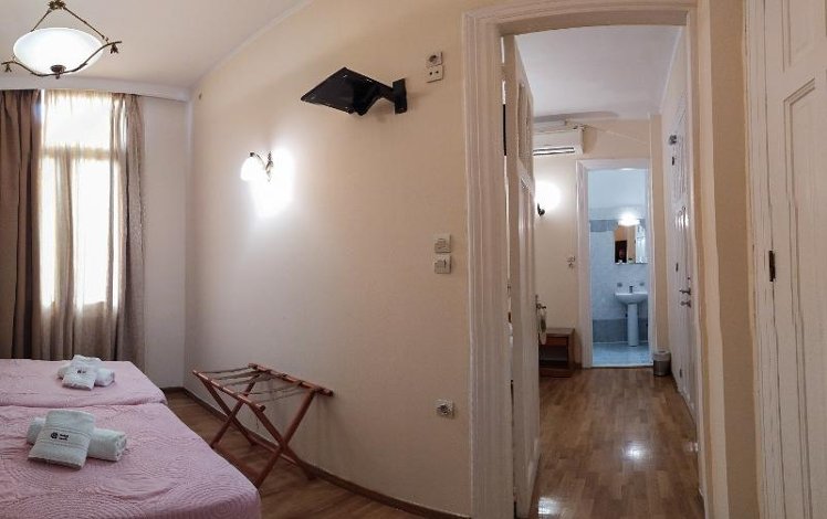 QUADRUPLE STANDARD Room
