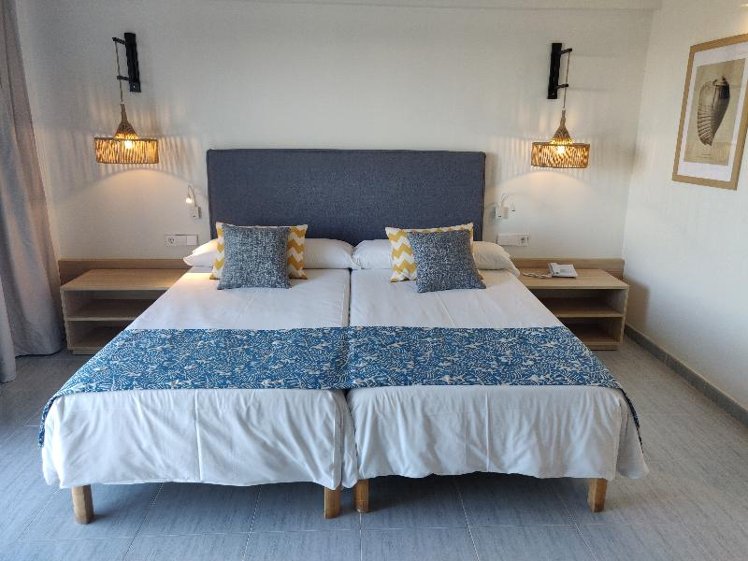 Double or Twin SUPERIOR Room