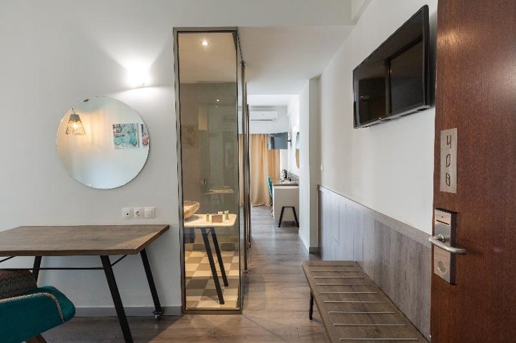 JUNIOR SUITE STANDARD Room