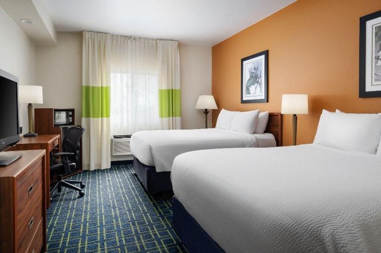 DOUBLE TWO QUEEN BEDS Room