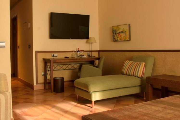 DOUBLE SUPERIOR Room