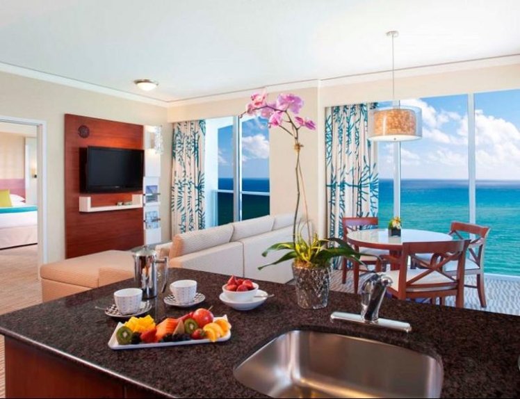 SUITE WITH KITCHENETTE Room