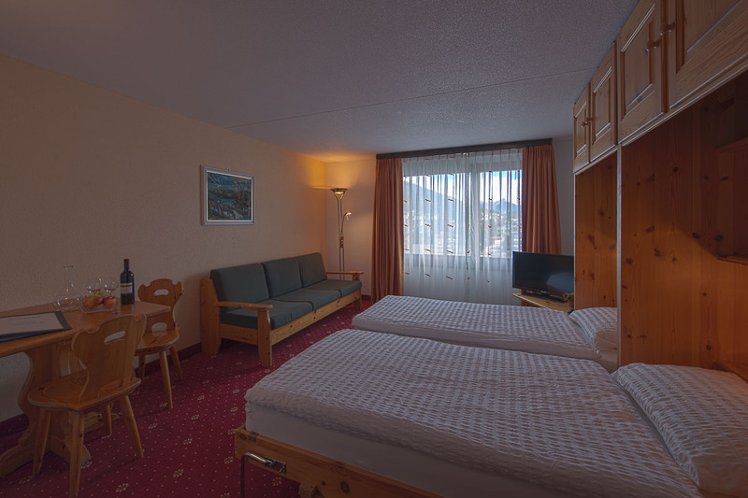 DOUBLE SINGLE USE STANDARD Room