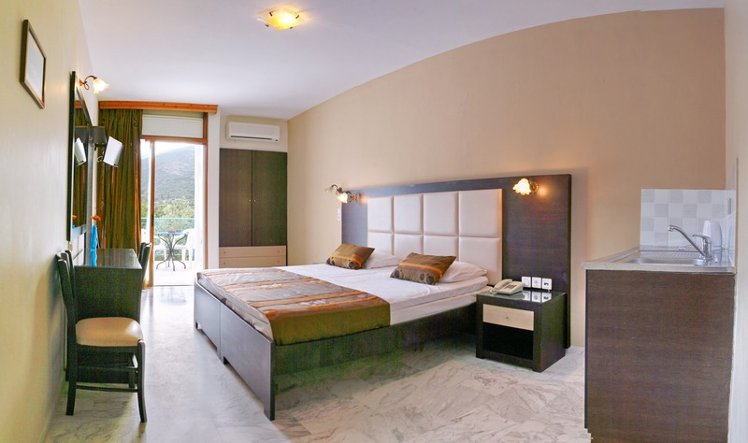 Double or Twin CAPACITY 3 Room