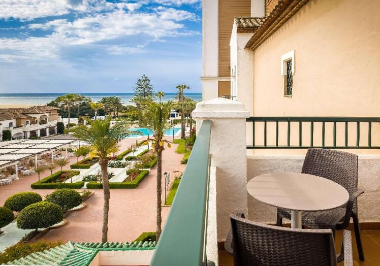 Double or Twin DELUXE SIDE SEA VIEW Room