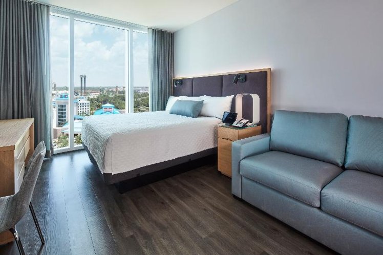 DOUBLE KING SIZE BED Room