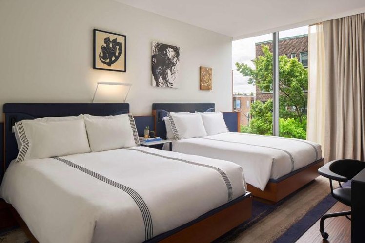 DOUBLE DELUXE TWO QUEEN BEDS Room