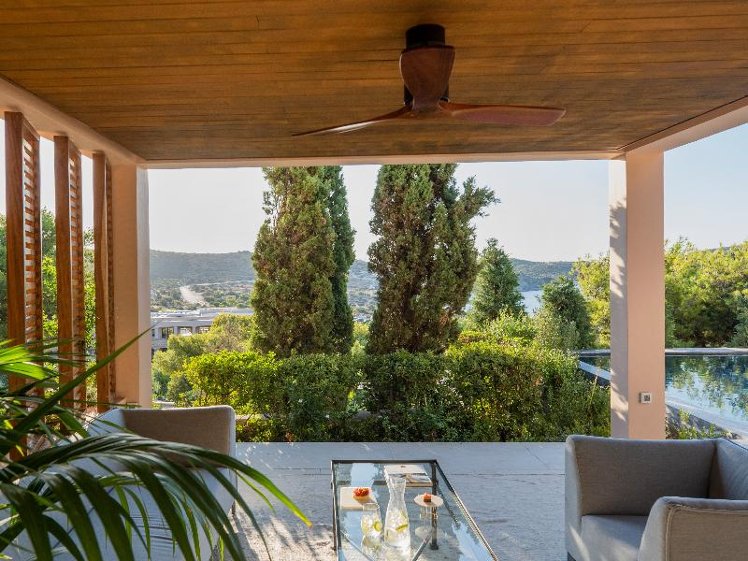 VILLA WITH PRIVATE POOL Room