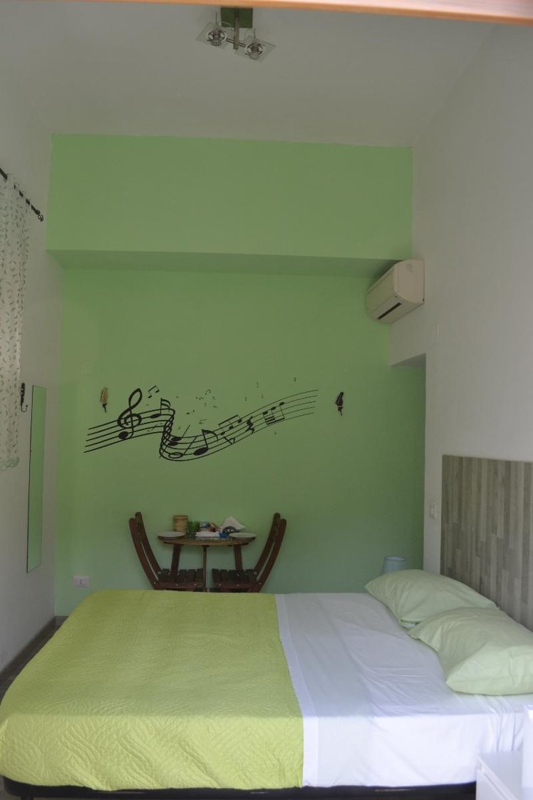 DOUBLE STANDARD Room