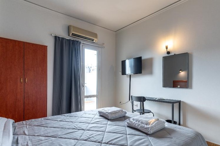 DOUBLE STANDARD Room