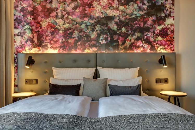 DOUBLE STANDARD Room