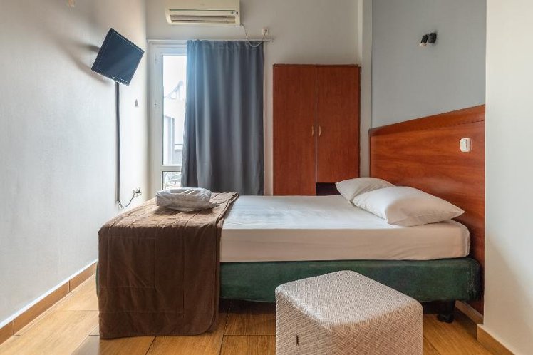SINGLE STANDARD Room