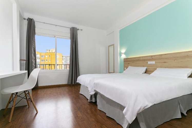 TWIN STANDARD Room