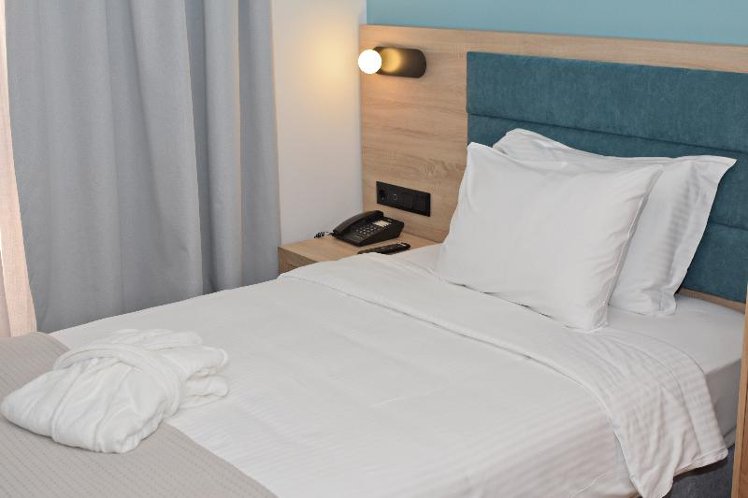 SINGLE SUPERIOR Room
