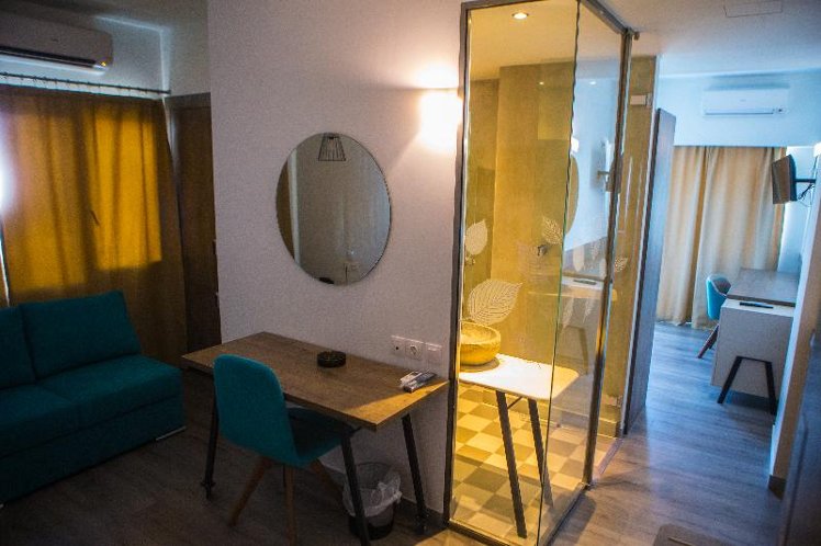 JUNIOR SUITE STANDARD Room