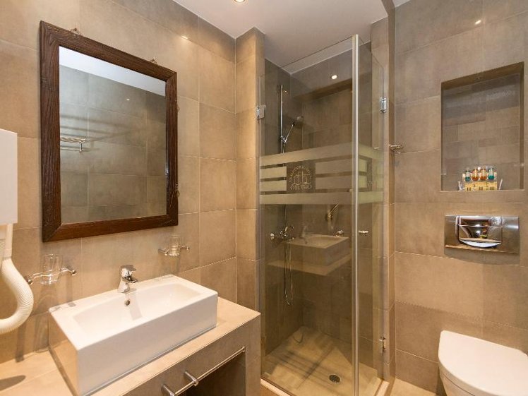 DOUBLE CLASSIC Room