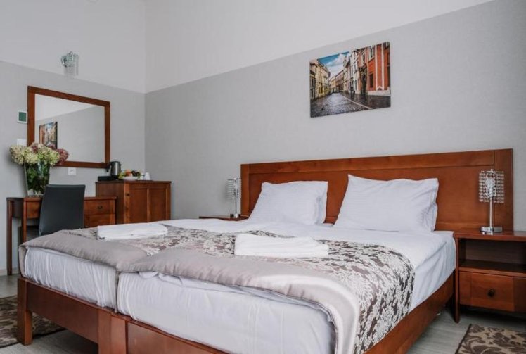 TWIN PREMIUM Room