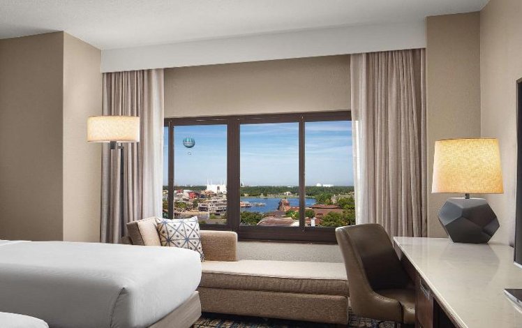 Hilton Orlando Lake Buena Vista – Disney Springs®
