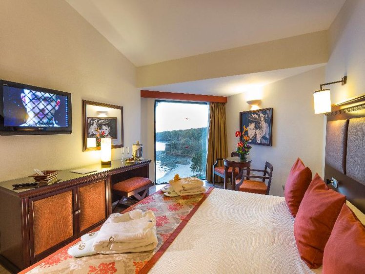 DOUBLE DELUXE OCEAN VIEW Room