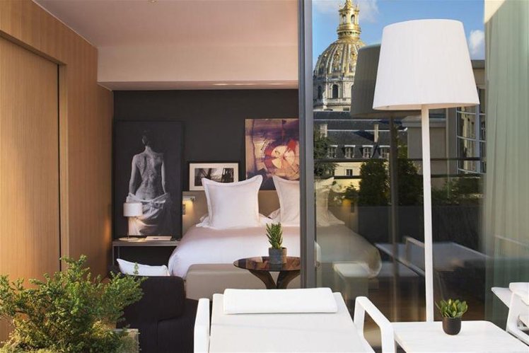 SUITE WITH VIEWS Room