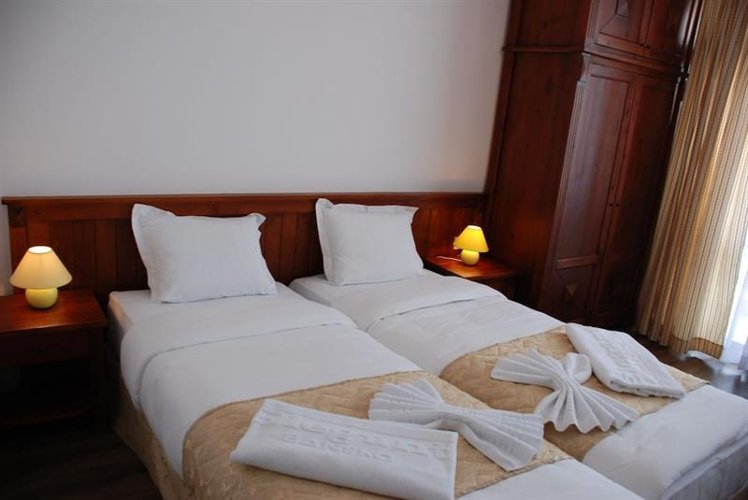 Elegant Lodge Hotel