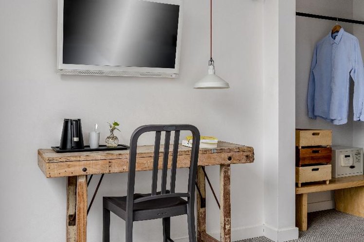 SINGLE STANDARD Room