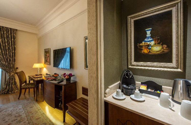 TWIN DELUXE CITY VIEW Room