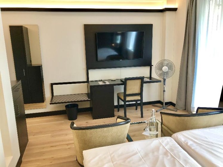 DOUBLE DELUXE Room
