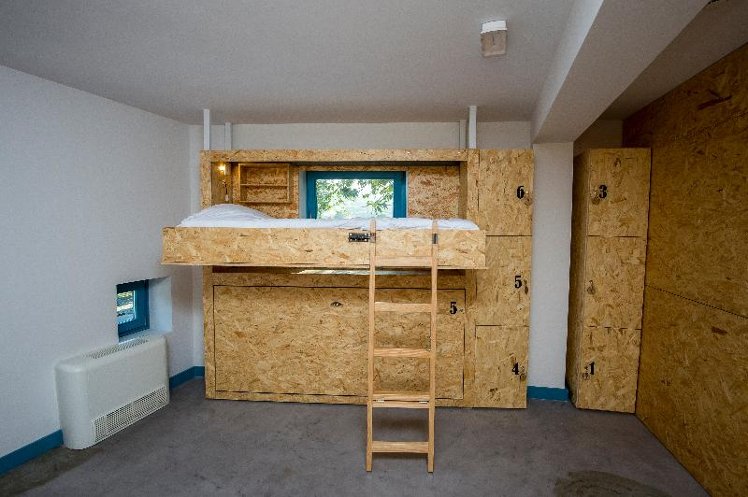 Bed in dormitory CAPACITY 6 ONE BEDROOM Room