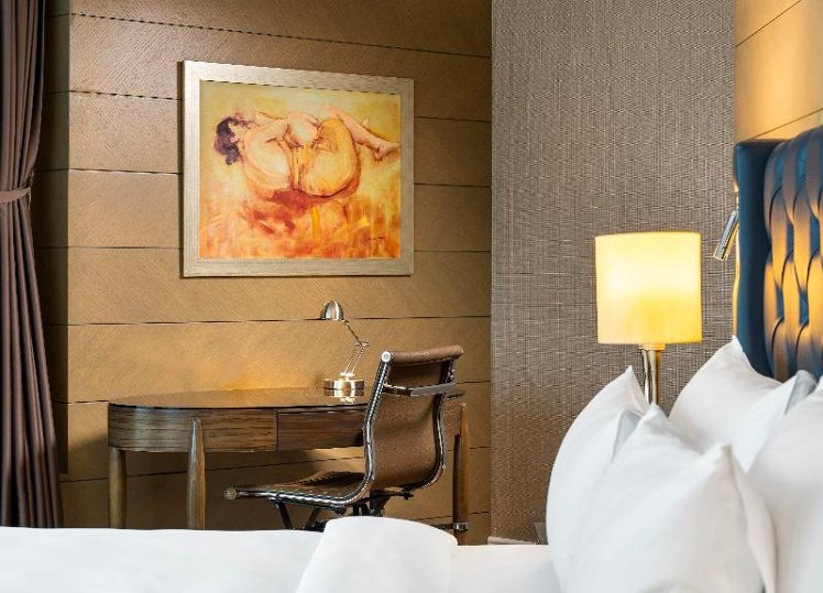 SUITE CITY VIEW Room