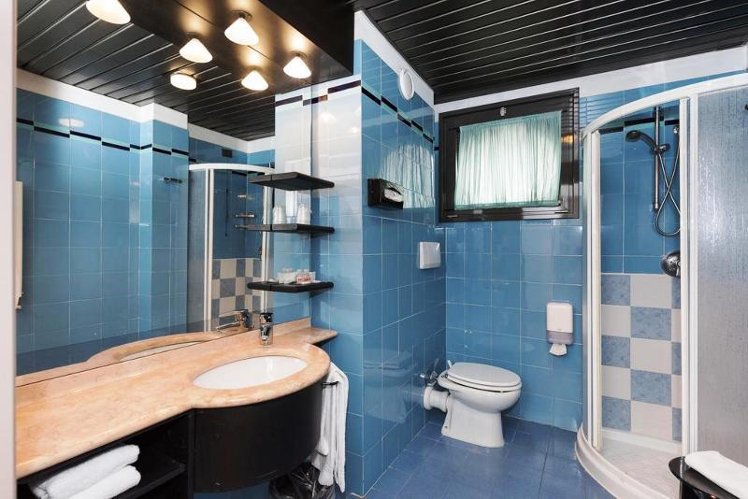 DOUBLE ECONOMY Room