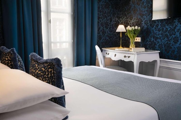 TWIN DELUXE Room