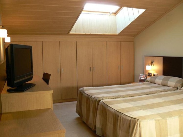 DOUBLE STANDARD Room