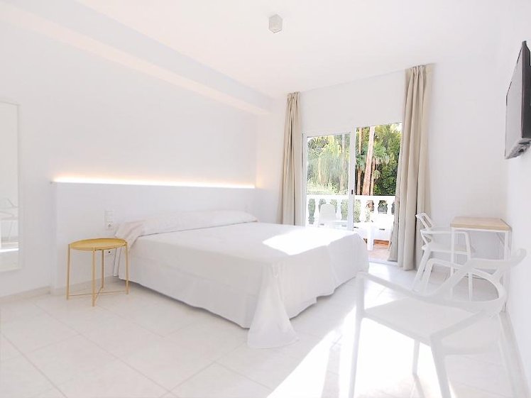 Double or Twin STANDARD Room