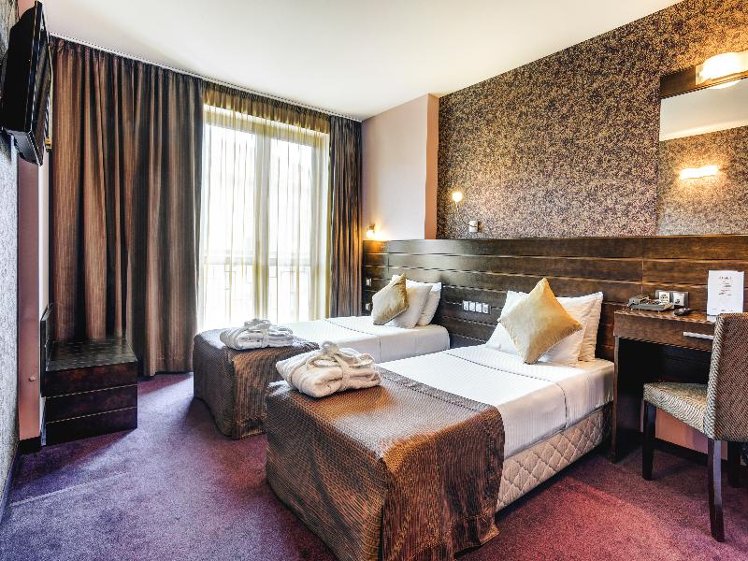DOUBLE STANDARD Room