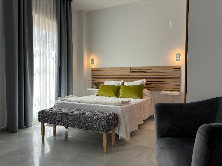 DOUBLE SINGLE USE STANDARD Room