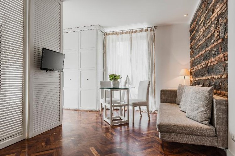 STUDIO WITH BALCONY Room