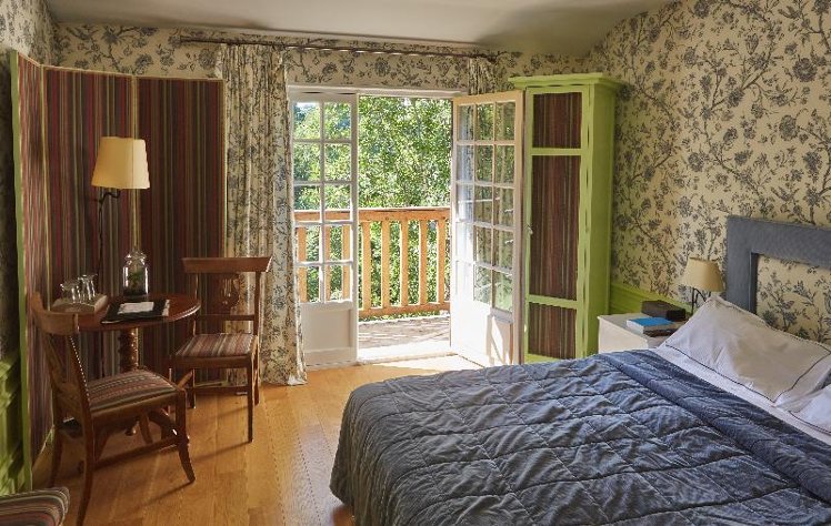 DOUBLE SUPERIOR WITH BALCONY Room