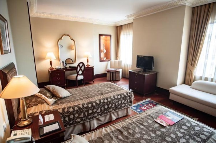 TWIN DELUXE Room