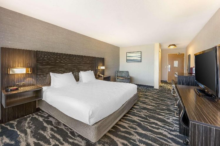 Best Western Plus North Las Vegas Inn & Suites