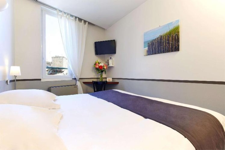 DOUBLE STANDARD Room